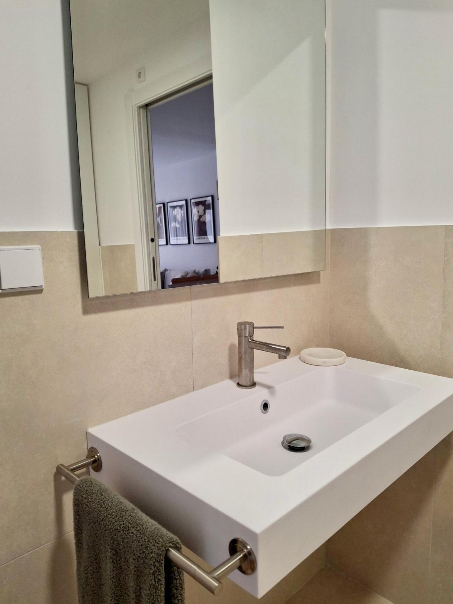 Bonito Apartamento De 2 Habitaciones Cerca De La Estacion Joaquin Sorolla Valencia Ngoại thất bức ảnh